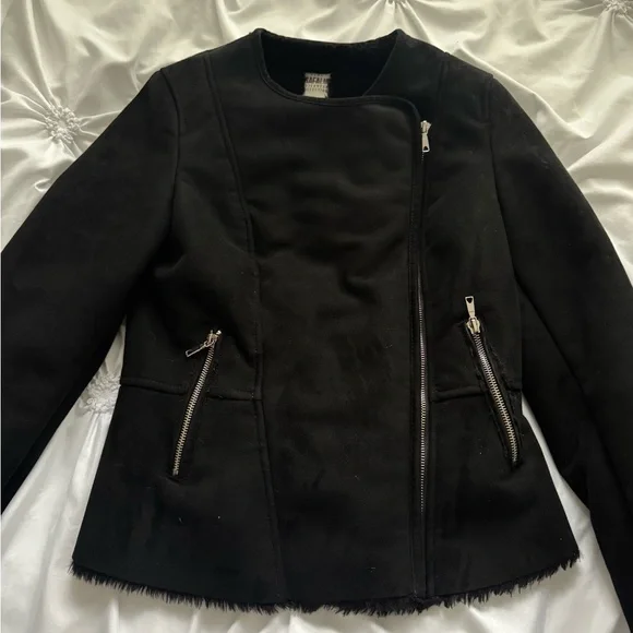 Zara Black Fur Jacket with Asymmetric Zipper - Picture 2 of 6